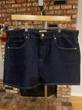 ✨ PAIGE Dark Wash Denim Mini Skirt Size 31 NWOT ✨